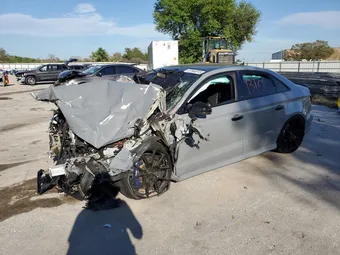 2019 Audi RS3 WUABWGFF2KA900796