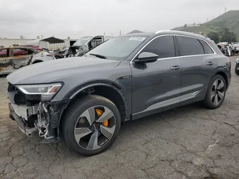 2019 Audi e-tron WA1VAAGE3KB008394