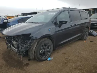 2021 Chrysler Pacifica Hybrid 2C4RC1L71MR569013