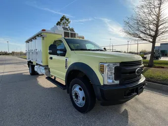 2019 Ford F-550 1FDUF5GY2KEE44149