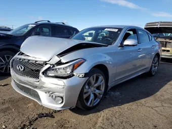 2017 Infiniti Q70 JN1BY1AR4HM770438