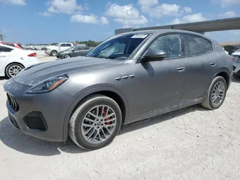 2023 Maserati Grecale ZN682AVA5P7416212