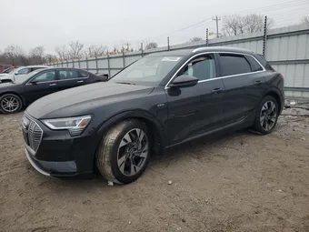 2021 Audi e-tron WA1AAAGE9MB020437