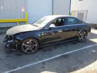 2014 Audi RS4 WAUBGAFL6EA107919
