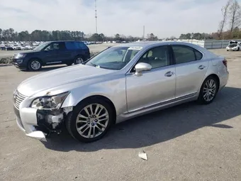 2016 Lexus LS 460 JTHBL5EF7G5140603