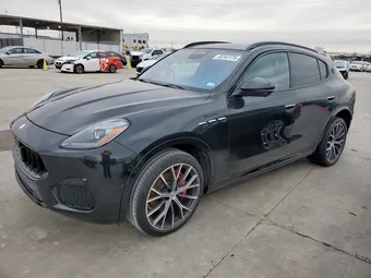 2023 Maserati Grecale ZN682AVM3P7426425