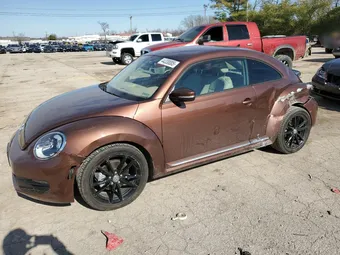 2016 Volkswagen Beetle 3VWJ17AT4GM634063