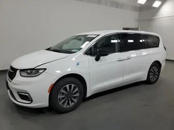 2024 Chrysler Pacifica Hybrid 2C4RC1S71RR127129