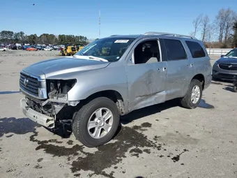 2018 Toyota Sequoia 5TDBW5G19JS156071