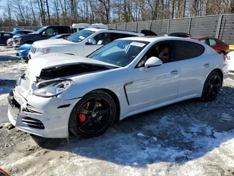 2016 Porsche Panamera WP0AB2A79GL050362