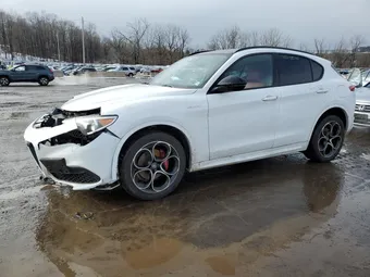 2023 Alfa Romeo Stelvio ZASPAKBN6P7D50709