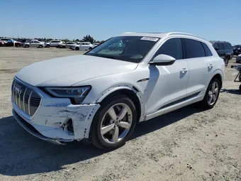 2019 Audi e-tron WA1VABGE0KB019407