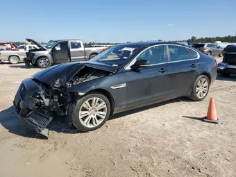 2017 Jaguar XF SAJBR4BV3HCY26755