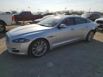 2016 Jaguar XJ-Series SAJWA2GE0GMV93450