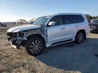 2016 Lexus LX 570 JTJHY7AX4G4218054