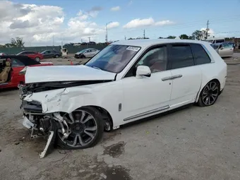 2022 Rolls-Royce Cullinan SLATV4C09NU210833