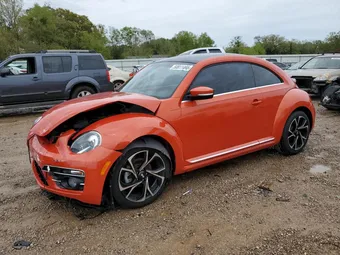 2019 Volkswagen Beetle 3VWJD7AT1KM705770