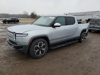 2024 Rivian R1T 7FCTGBAA2RN030445