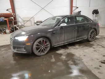 2018 Audi RS4 WAUB4AF45JA033646