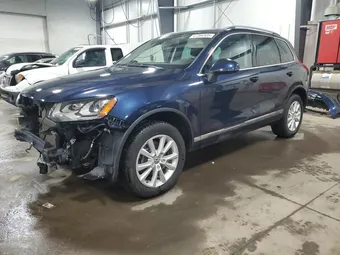 2014 Volkswagen Touareg WVGEF9BP4ED006236