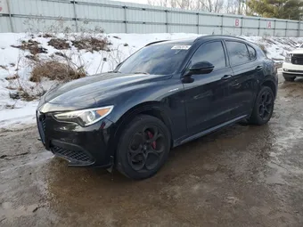 2023 Alfa Romeo Stelvio ZASPAKBN9P7D57170