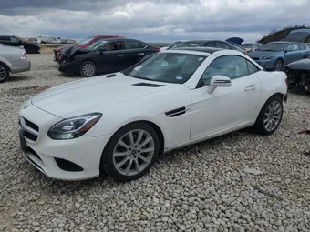 2018 Mercedes-Benz SLC WDDPK3JA9JF147116