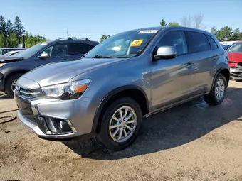 2018 Mitsubishi RVR JA4AJ3AU8JU602623