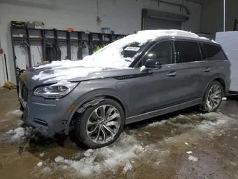2021 Lincoln Aviator 5LMYJ8XY3MNL00451