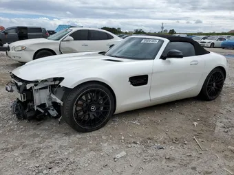 2019 Mercedes-Benz AMG GT WDDYK7HA6KA024485