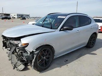 2021 Alfa Romeo Stelvio ZASPAKBNXM7D13772