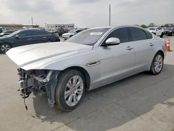 2016 Jaguar XF SAJBD4BVXGCY14583