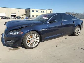 2017 Jaguar XJ-Series SAJWJ2GD2H8W08337