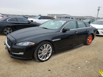 2017 Jaguar XJ-Series SAJWA1C77H8W04956