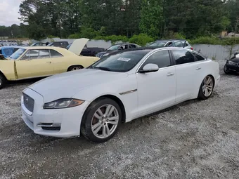 2016 Jaguar XJ-Series SAJWA2G72G8V91810