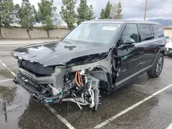2025 Rivian R1S 7PDSGBBA2SN047518