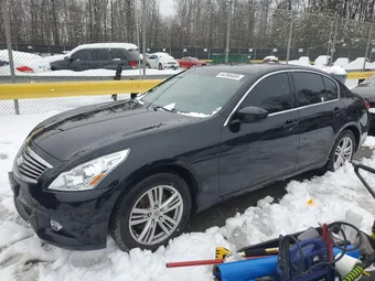 2015 Infiniti Q40 JN1CV6AR8FM520112