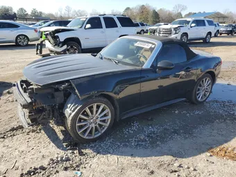 2017 Fiat 124 Spider JC1NFAEK2H0123781
