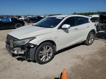 2017 Infiniti QX30 SJKCH5CP4HA037048
