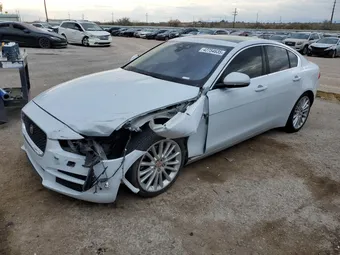 2017 Jaguar XE SAJAH4BV7HA946584