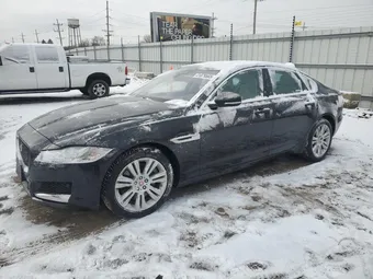2016 Jaguar XF SAJBD4BV6GCY11860