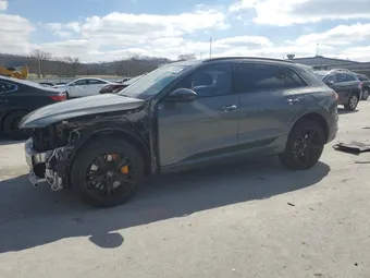 2022 Audi e-tron WA1VABGE7NB023359
