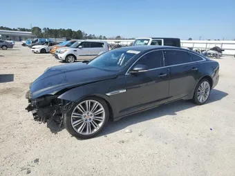 2015 Jaguar XJ-Series SAJWA2GZ5F8V87671
