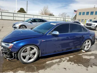 2014 Audi RS4 WAUBGAFLXEA155844