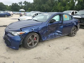 2017 Alfa Romeo Giulia ZARFAEDN6H7554792