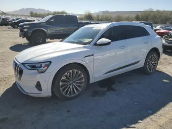 2019 Audi e-tron WA1VAAGE7KB009368