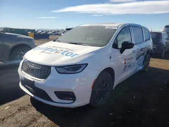 2023 Chrysler Pacifica Hybrid 2C4RC1S76PR542931