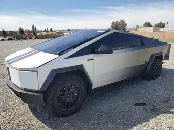 2024 Tesla Cybertruck 7G2CEHEE0RA031839