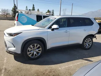 2024 Toyota Grand Highlander 5TDAAAA55RS011488