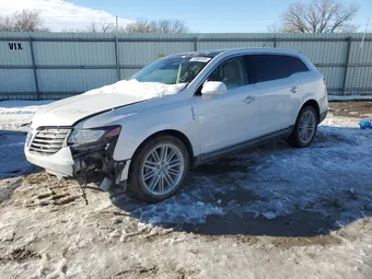 2019 Lincoln MKT 2LMHJ5AT1KBL01514