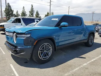 2025 Rivian R1T 7FCTGBAA9SN035986